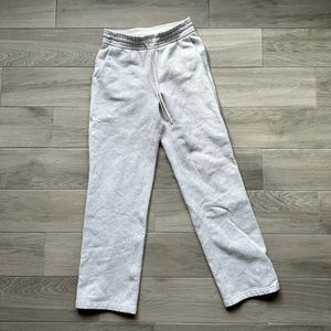 Lululemon Loungeful Pant Size 6 Gray